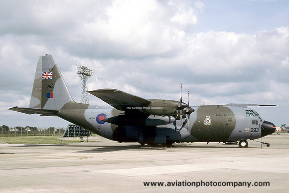 RAF LTW Lockheed C-130K Hercules C.1 XV293 (1996)