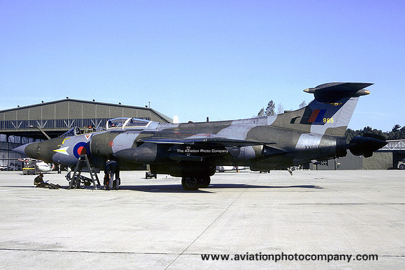 RAF 208 Squadron Blackburn Buccaneer S.2 XX885 (1982)