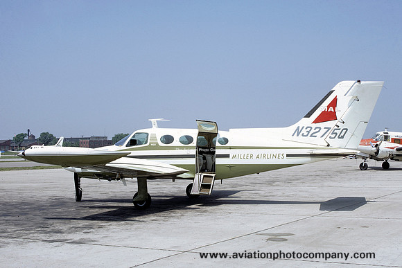 Miller Airlines Cessna 401 N3275Q (1969)