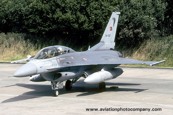 Turkish Air Force General Dynamics F-16D Fighting Falcon 94-0107 (2001)