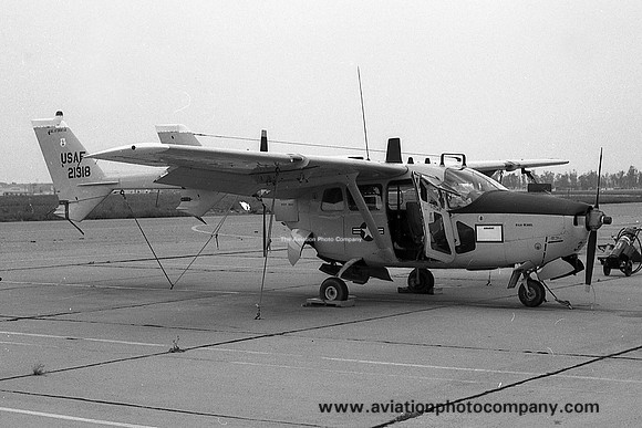 USAF California ANG 196 TASS Cessna O-2A Skymaster 67-21318 (1977)