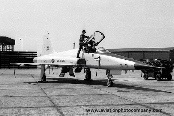 USAF 10 TRW 527 AGRS Northrop F-5E Tiger 74-1550 (1976)