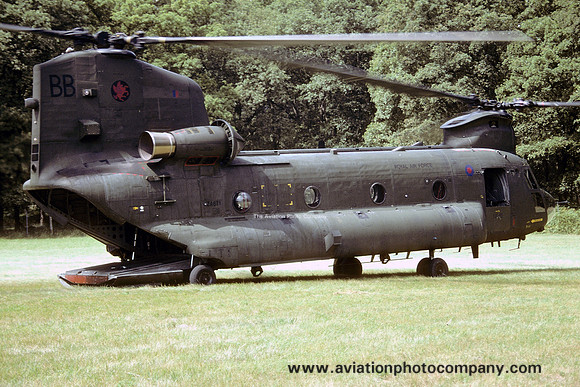 RAF 18 Squadron Vertol Chinook HC.2 ZA671/BB (1996)