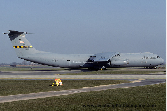 USAF AFRC 459 AW Lockheed C-141C Starlifter 64-0465 at RAF Mildenhall (2003)