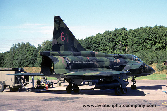 Swedish Air Force F7 SAAB Viggen AJ-37 37061/61 (1990)