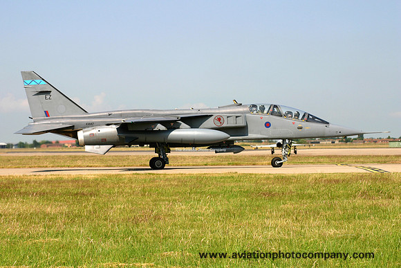 RAF 6 Squadron Sepecat Jaguar T.4 XX847/EZ at RAF Coningsby (2006)