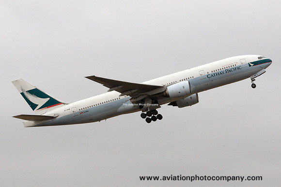 Cathay Pacific Boeing 777-267 at Tokyo Narita (2015)