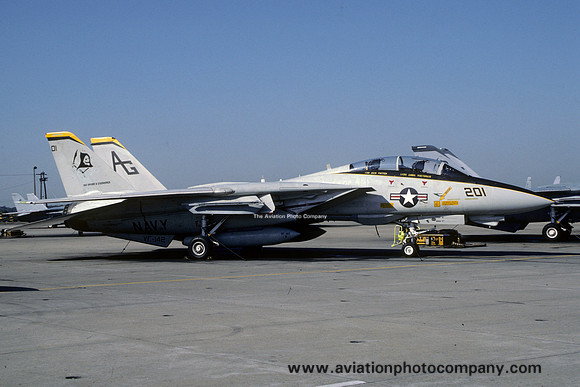 US Navy VF-142 Grumman F-14A Tomcat 162699/AG-201 (1987)