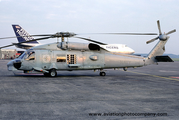 US Navy HSL-42 Sikorsky SH-60B Seahawk 162100/HN-424 at Prestwick (1987)