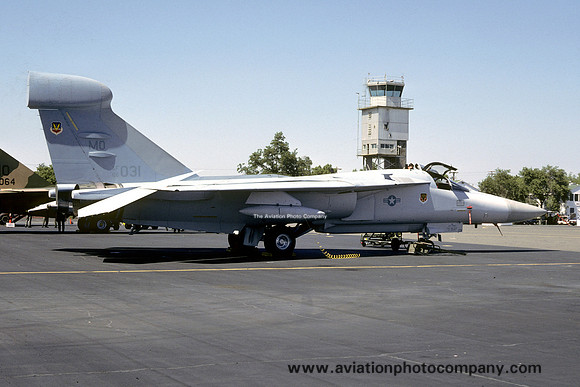 USAF 366 TFW 390 ECS General Dynamics EF-111A Raven 66-0031/MO (1987)