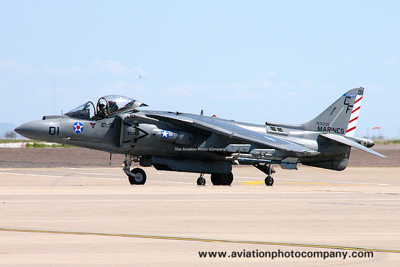 US Marines VMA-211 McDonnell Douglas AV-8B Harrier 165006/CF-01 (2005)