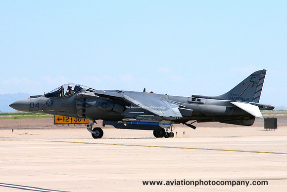 US Marines VMA-211 McDonnell Douglas AV-8B Harrier 164571/CF-04 (2005)