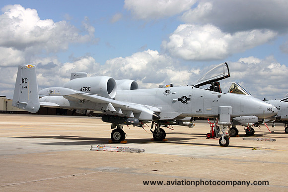 USAF AFRC 303 FS Fairchild A-10A Thunderbolt 79-0144/KC at Whiteman AFB (2006)