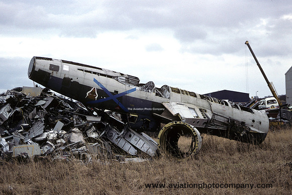 RAF Hawker Hunter T.7 XL609 dumped in Elgin scrapyard (1994)