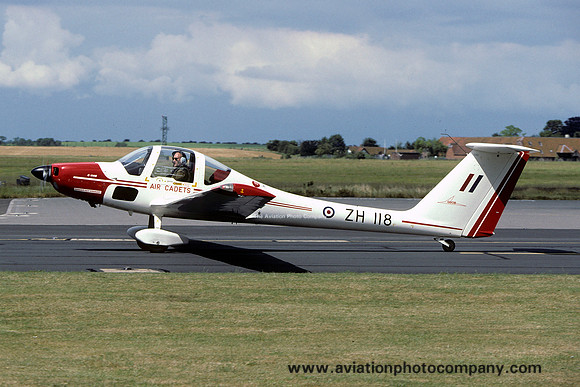 RAF 624 VGS Grob Vigilant T.1 ZH118 (1996)