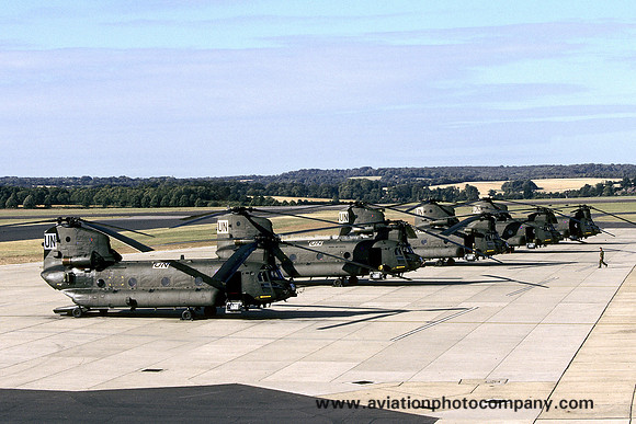 RAF/United Nations Vertol Chinook HC.2 lineup (1995)