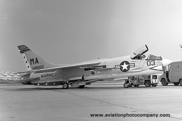 US Marines VMA(AW)-112 Chance F-8H Crusader 148666/MA-03 (1975)