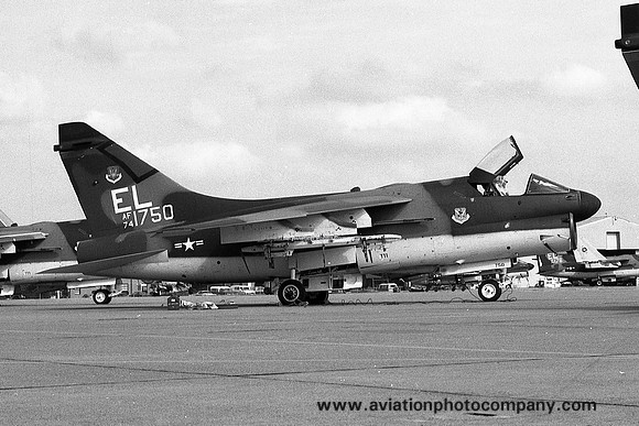 USAF 23 TFW LTV A-7D 74-1750/EL (1975)
