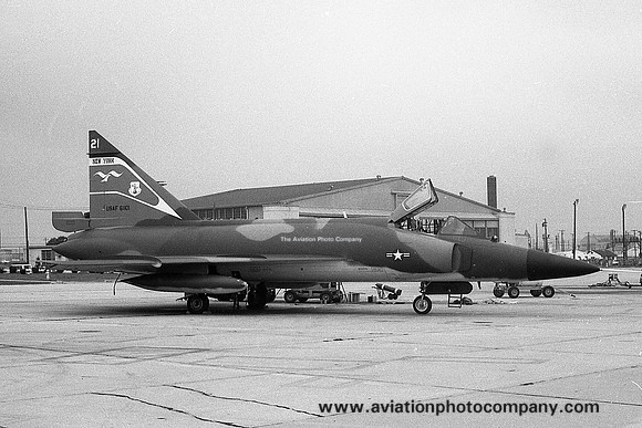 USAF New York ANG Convair F-102A Delta Dagger 56-1101 (1974)