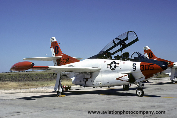 US Navy VT-23 North American T-2C Buckeye 158602/B-305 (1983)