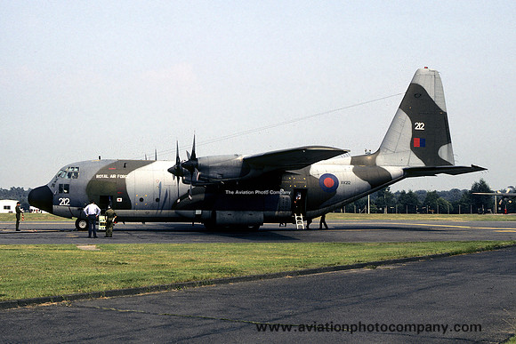 RAF Lyneham Transport Wing Lockheed C-130K Hercules C.1 XV212 (1981)
