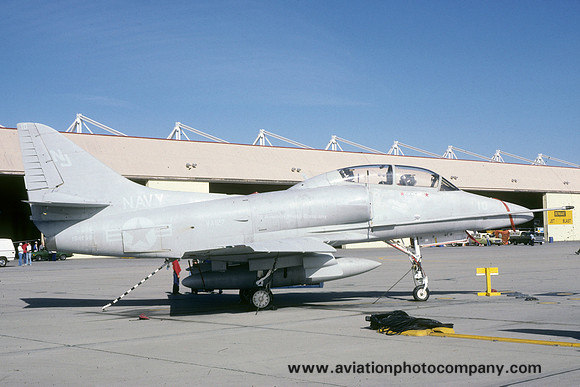 US Navy VA-127 Douglas TA-4J Skyhawk 154656/NJ-10 (1980)