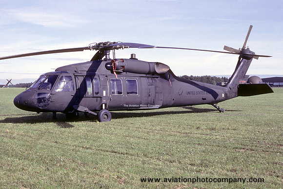 US Army 203rd Aviation Company Sikorsky UH-60A Blackhawk 82-23705 (1987)