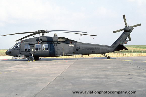 US Army 421st Medical Company Sikorsky UH-60A Blackhawk 86-24555 (1987)