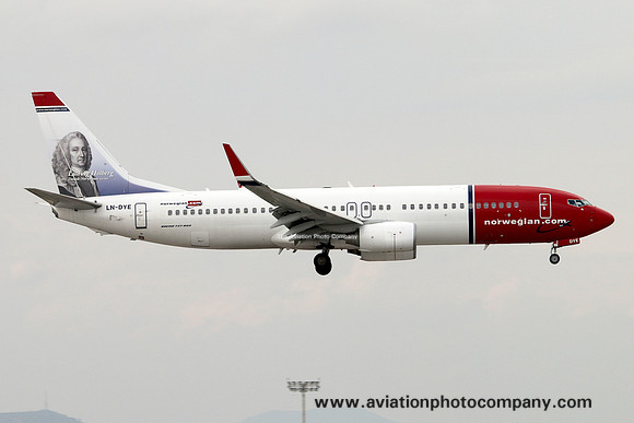 Norwegian Air Shuttle Boeing 737-8JP LN-DYE (2015)