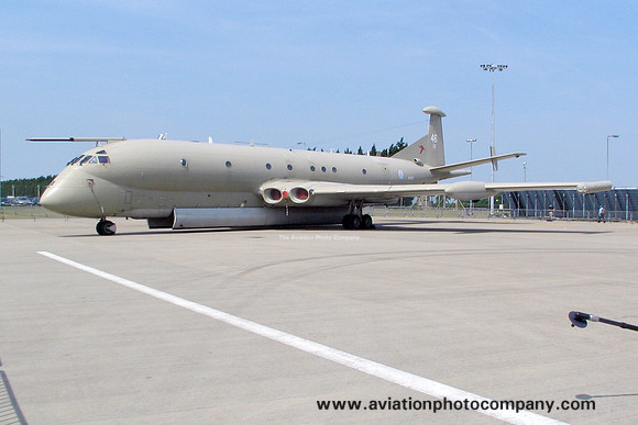 RAF 51 Squadron Hawker Siddeley Nimrod MR.2 XV246 at the Waddington Air Show (2006)