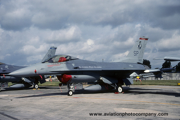 USAF 52nd Fighter Wing 22nd Fighter Squadron GD F-16C Fighting Falcon 90-0829/SP at RIAT Fairford (2003)