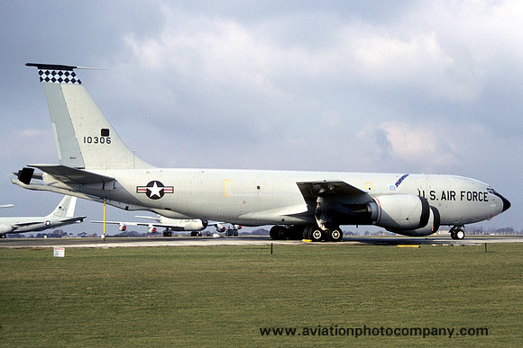 USAF 384th Bomb Wing Boeing KC-135R Stratotanker 61-0306 at RAF Mildenhall (1987)
