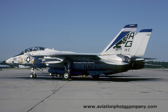 US Navy VF-143 Grumman F-14A Tomcat 162692/AG-100 (1987)