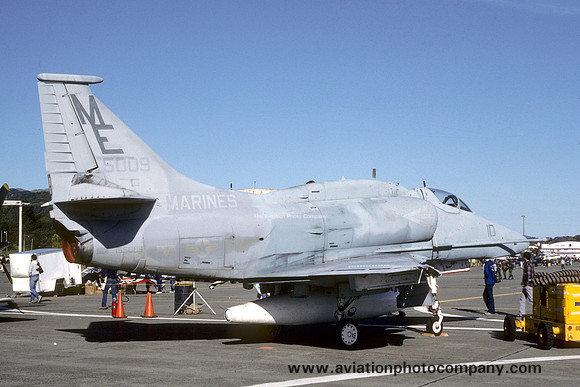 US Marines VMA-133 Douglas A-4F Skyhawk 155009/ME-10 (1987)