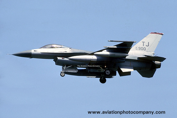 USAF 401st Tactical Fighter Wing 614th Tactical Fighter Squadron GD F-16A Fighting Falcon 82-0900/TJ (1987)