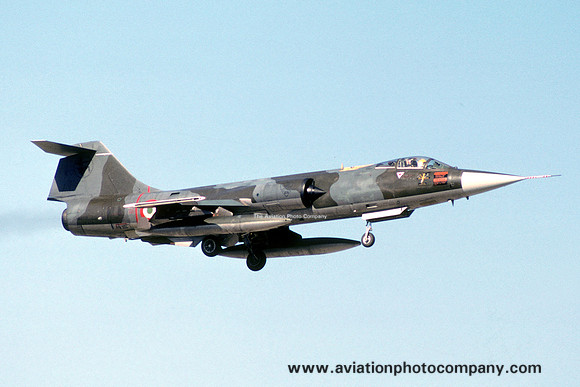 Italian Air Force 5 Stormo Lockheed F-104S Starfighter MM6770 (1989)