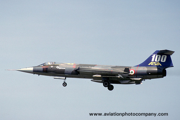 Italian Air Force Lockheed F-104S-ASA Starfighter MM6704 (1990)