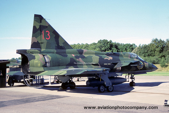Swedish Air Force F7 SAAB Viggen AJ-37 37013/13 (1990)