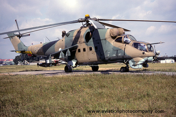 Czech Air Force 51 VRP Mil Mi-24D Hind 4011 (1990)