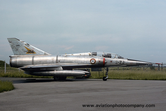 French Air Force EC2/2 Dassault Mirage 3BE 266/2-ZJ (1976)
