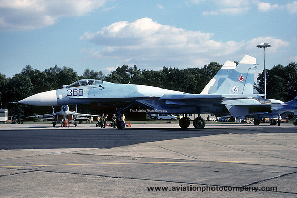 Soviet Air Force Sukhoi Su-27 Flanker 388 (1990)