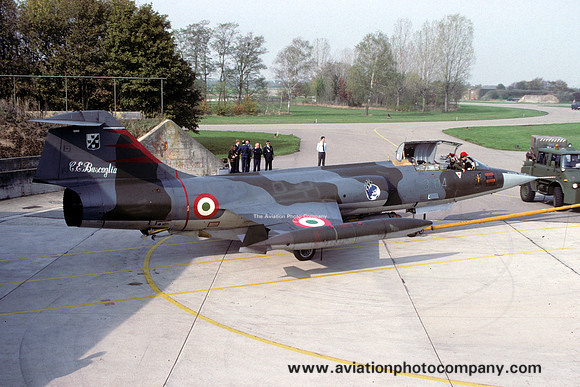 Italian Air Force 3 Stormo Lockheed F-104G Starfighter MM6542/3-04 (1990)