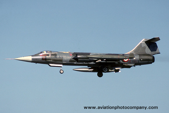 Italian Air Force 5 Stormo Lockheed F-104S Starfighter MM6770/5-46 (1989)