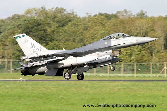 USAF 31st Fighter Wing 555th Fighter Squadron GD F-16C Fighting Falcon 90-0772/AV (2006)