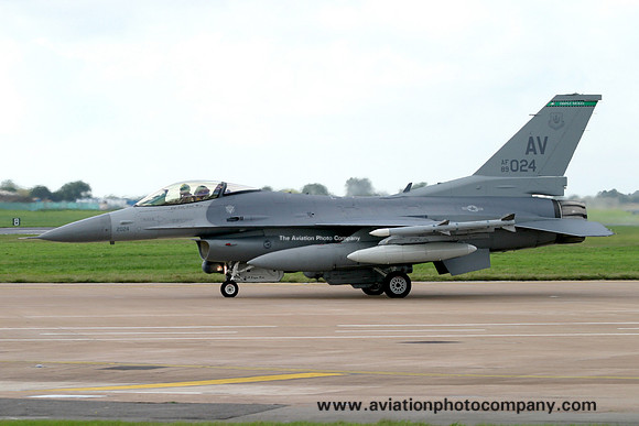USAF 31st Fighter Wing 555th Fighter Squadron GD F-16C Fighting Falcon 89-2024/AV (2006)