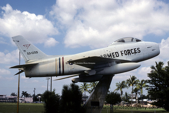 North American F-86H Sabre 53-1255 displayed in Fort Lauderdale (1980)
