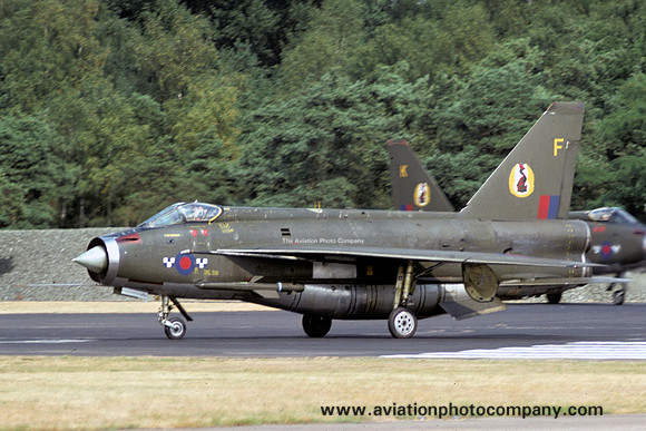 RAF 19 Squadron English Electric Lightning F.2A XN724/F