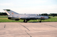 Polish Air Force 9 PLM Mikoyan MiG-21bis 9145 (1994)