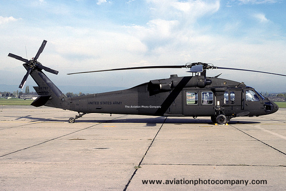 US Army 2-501 Avn Sikorsky UH-60L 97-26797 (1998)
