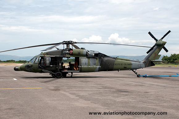 Colombian Army BAAV 2 Sikorsky UH-60L EJC2174 at Tolemaida (2013)